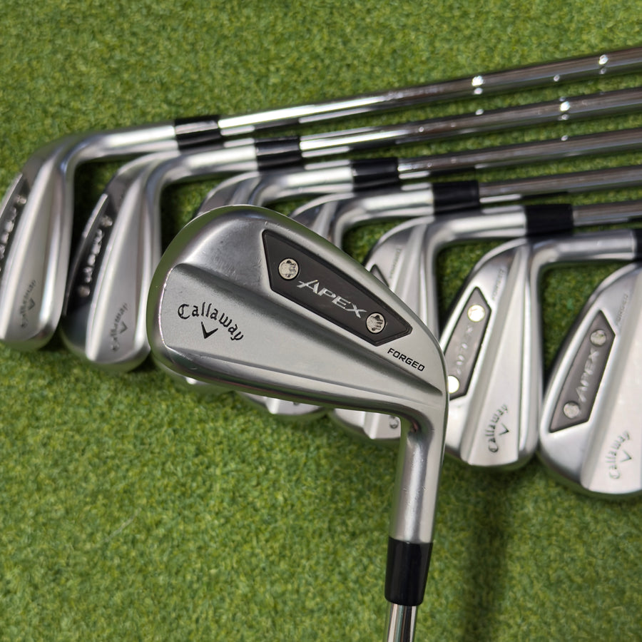 Callaway Apex Ai200 4-PW/AW Right Handed Stiff Flex -.25”