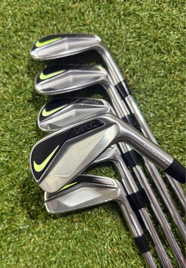 Nike Vapor Pro Iron Set 5-PW, Right Handed, Regular Flex – Have a Piece of Nike Golf History!