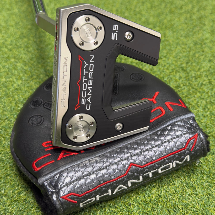 Scotty Cameron 2026 Phantom 5.5 Putter 35” Right Handed